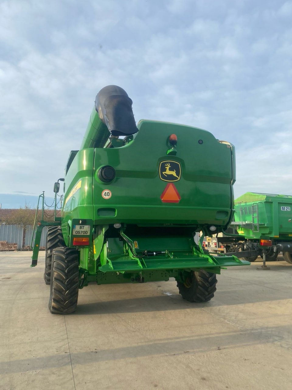 Комбайн зернозбиральний JD 660I-04