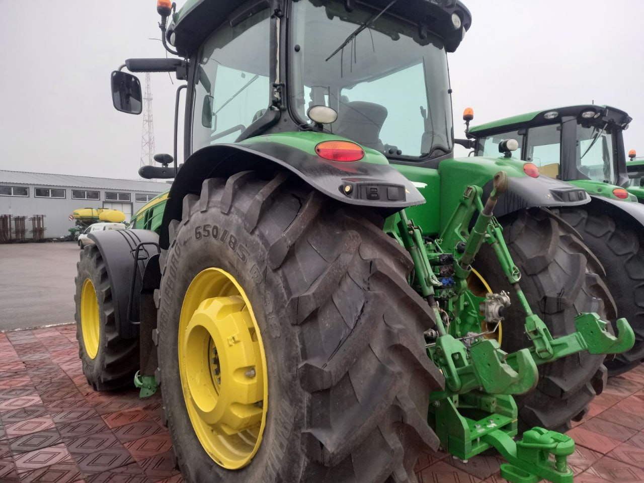 JD 8335R-09