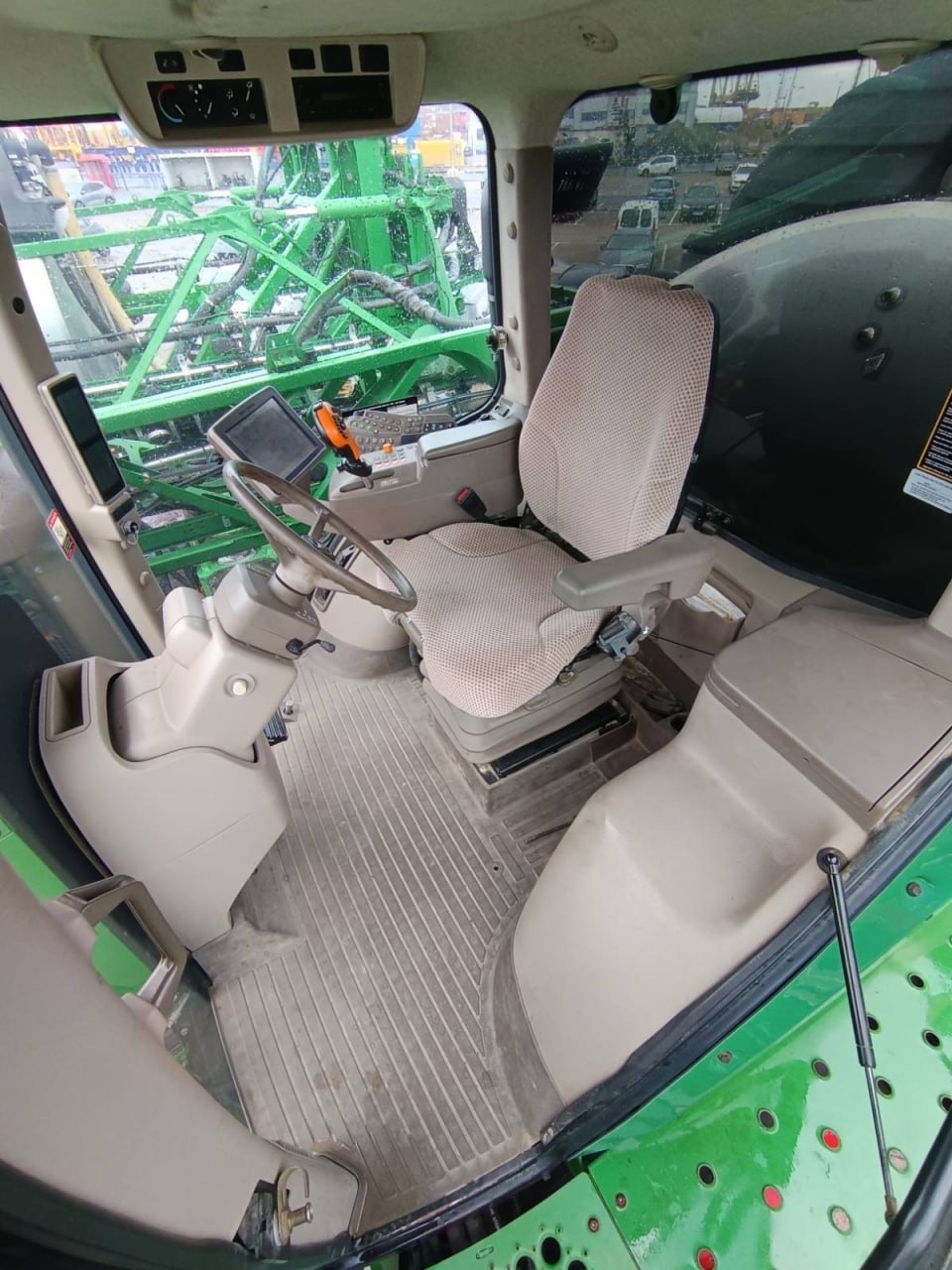 Самохідний обприскувач JD R4045-01